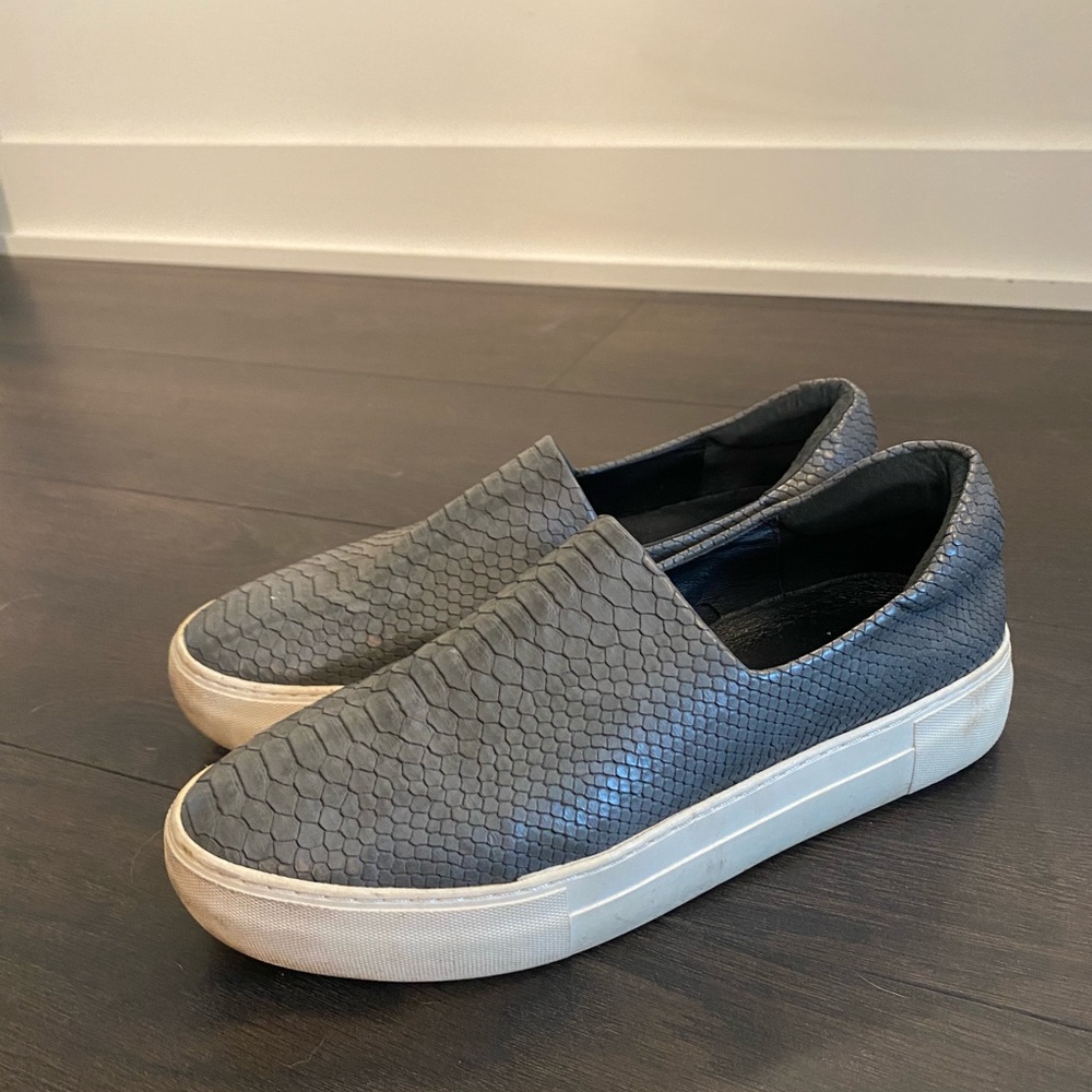 J Slides